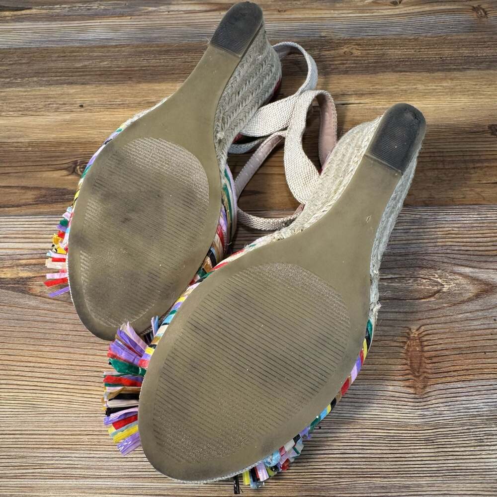Betsey Johnson Lizzie Women’s 9.5M Raffia Fringe Espadrille Wedge Sandals - Picture 9 of 10